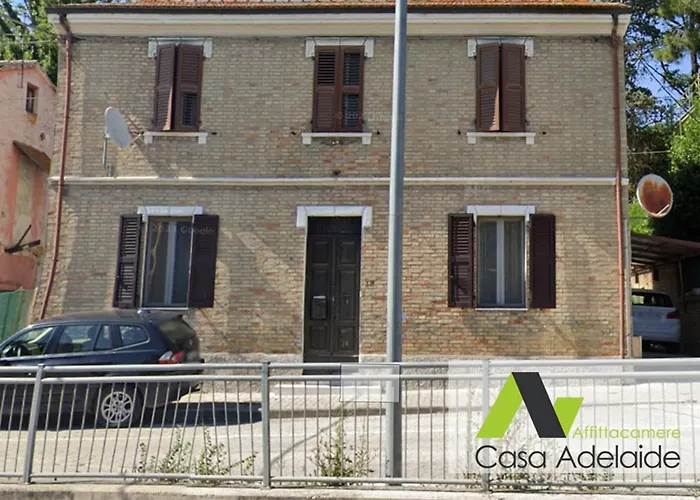 Lägenhet Casa Adelaide Vicino Al Mare,uscita Sud